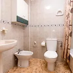아파트 Con Piscina Cerca De La Estacion De Autobuses *