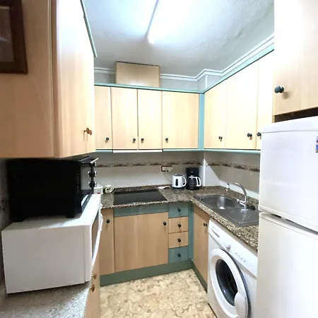 Con Piscina Cerca De La Estacion De Autobuses Daire